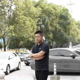 嘉仁裝飾-唐榮榮 項目經理